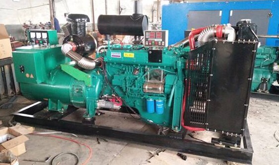 河北潍柴二手发电机大型柴油发电机组